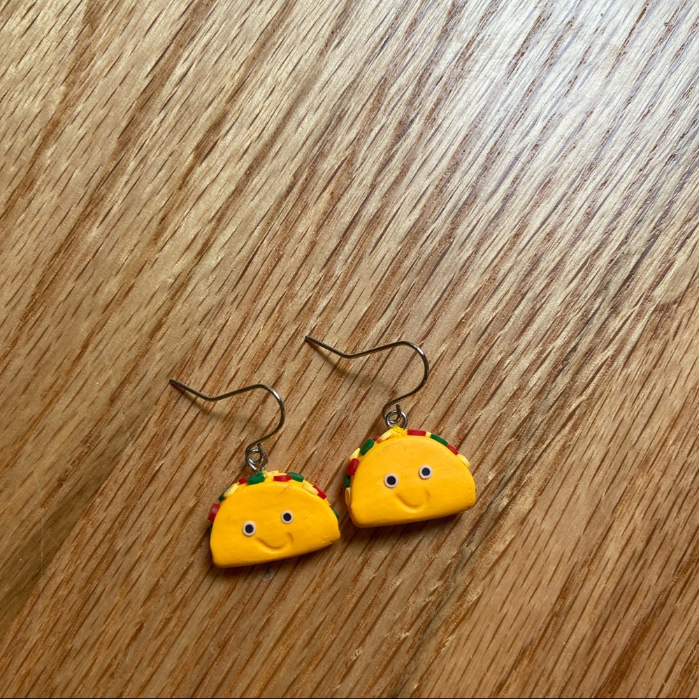 Tiny Taco Earrings!! - Picture 5 of 5